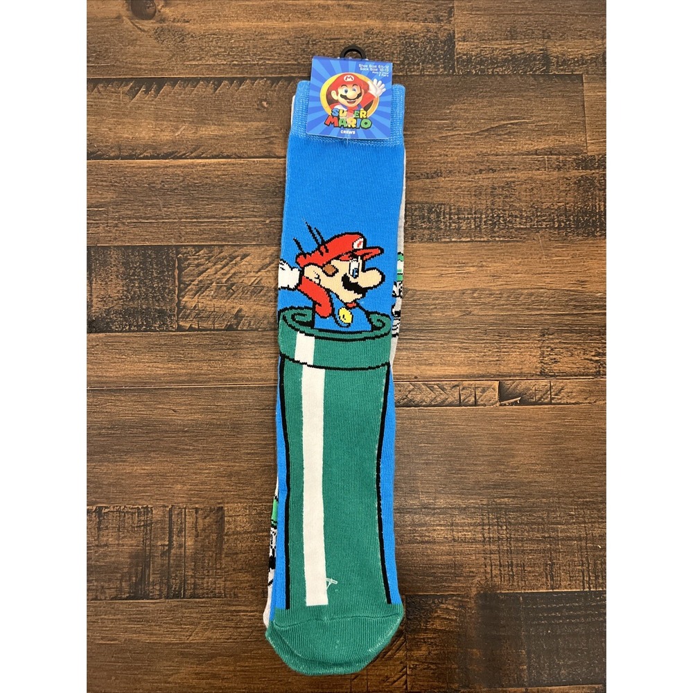 New! 2 pair SUPER MARIO BROS ADULT CREW SOCKS  size 10-13 Licensed Nintendo